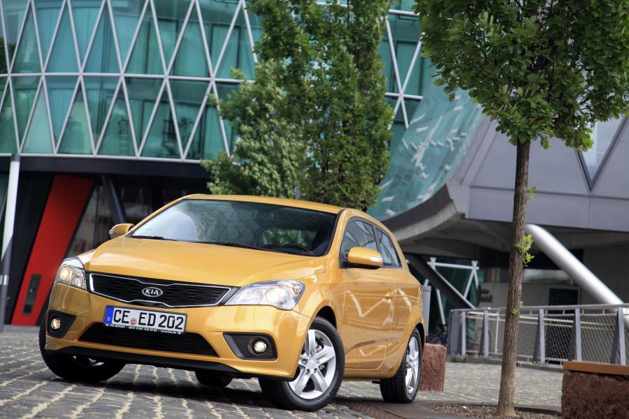  Kia pro_cee&rsquo;d EcoDynamics 2011 года  (фото 128 из 133)